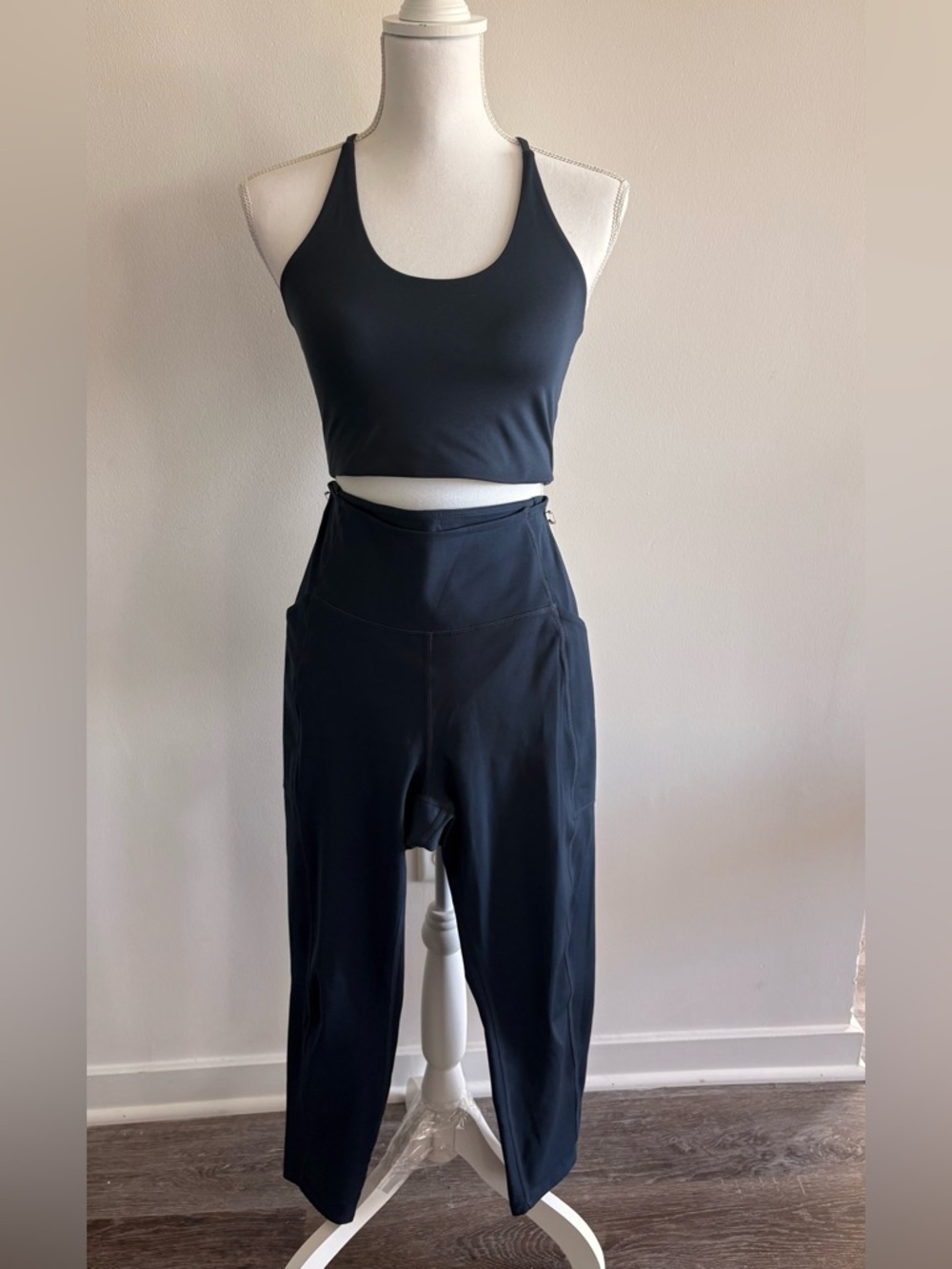 Girlfriend Collective BUNDLE High-Rise Leggings and Tank Top Navy Blue (Medium)